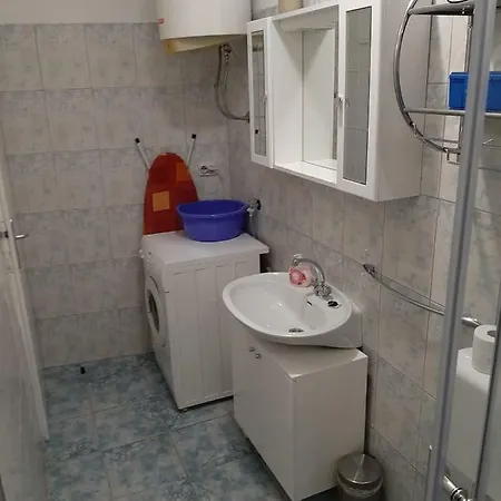 Bruno Apartman *