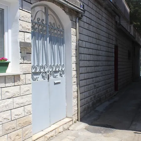 Διαμέρισμα Bruno